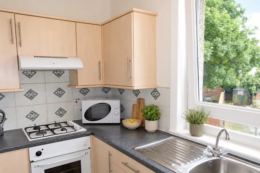 Flat Stenhouse Avenue in City of Edinburgh