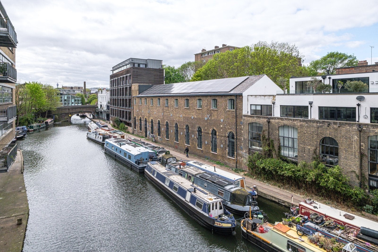 Flat Shepherdess Walk in Greater London