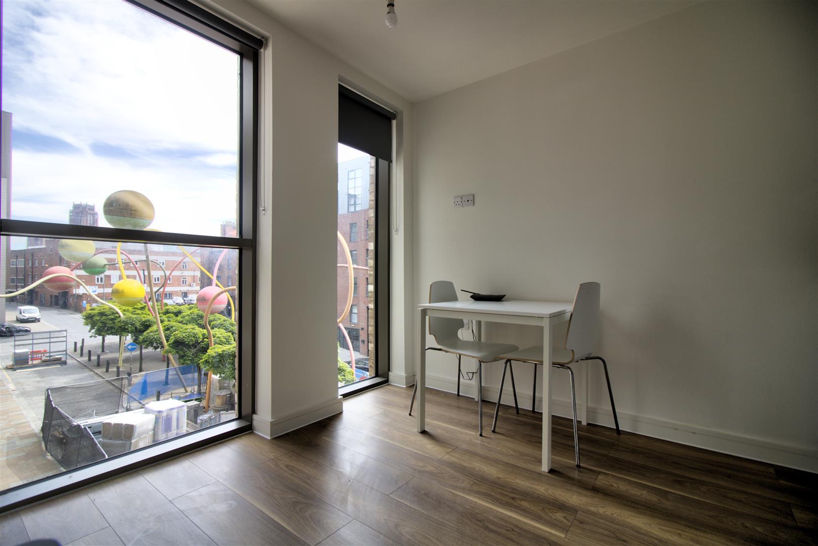 Flat Wolstenholme Square in Liverpool