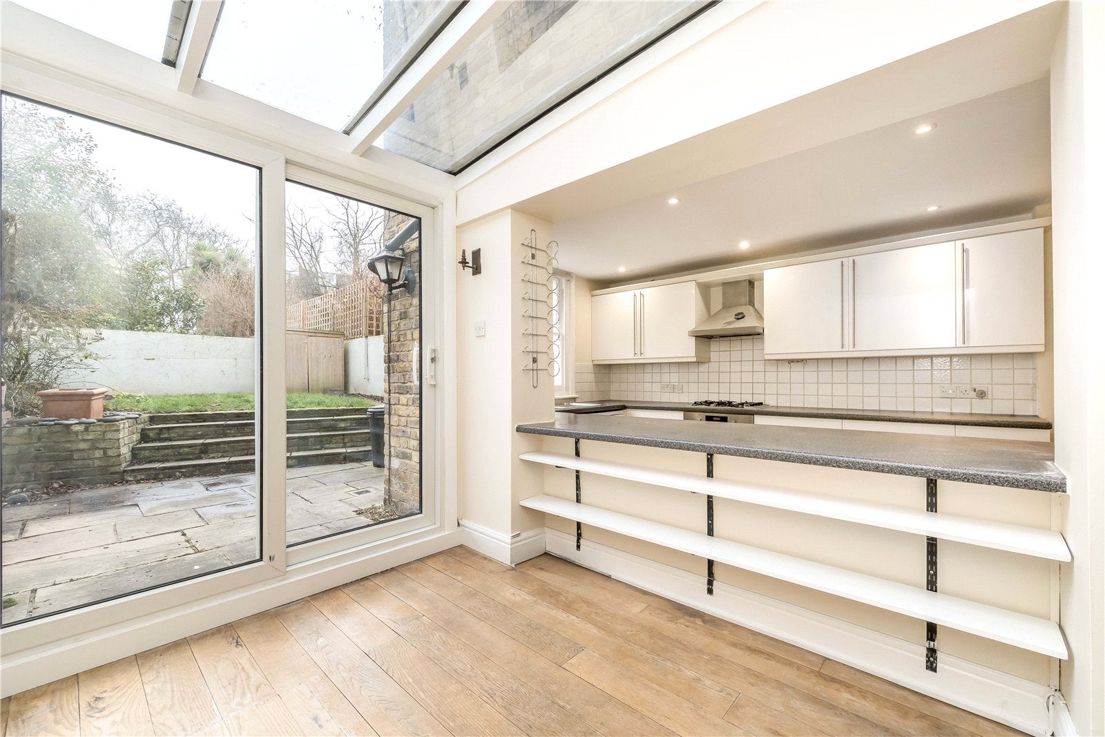 Flat Sulgrave Road in Greater London