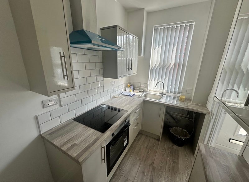 Room Thornton Grove in Leeds
