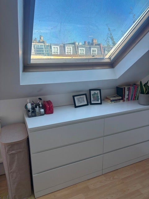 Room Nevill Road in Greater London