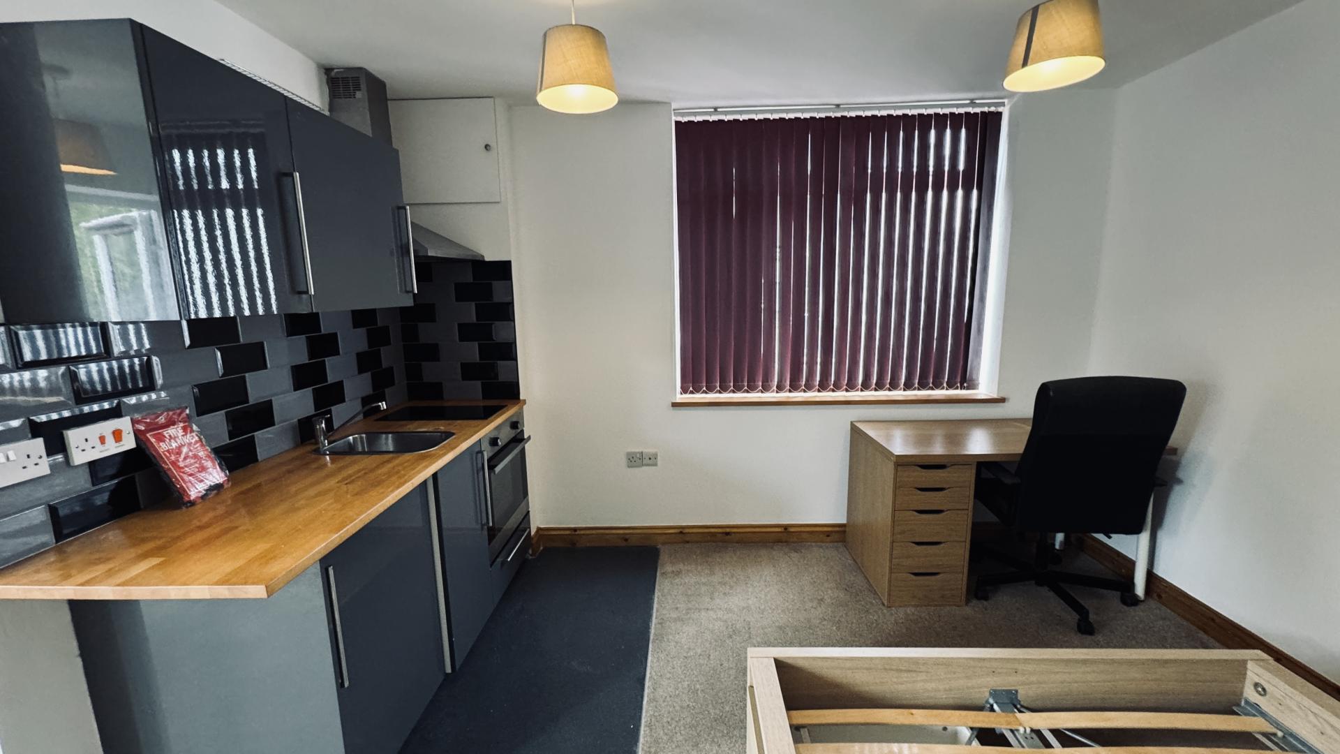 Flat Cheyney Road in Chester
