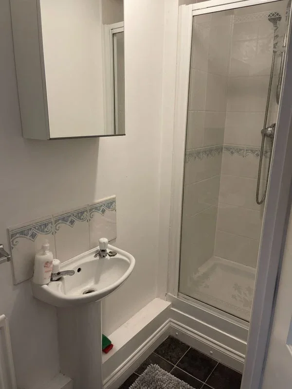 Room Arklay Close in Greater London