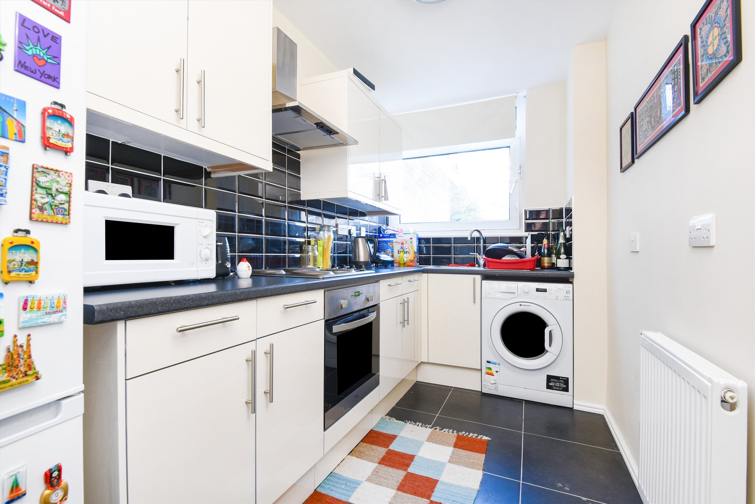 Flat Balham New Road in Greater London