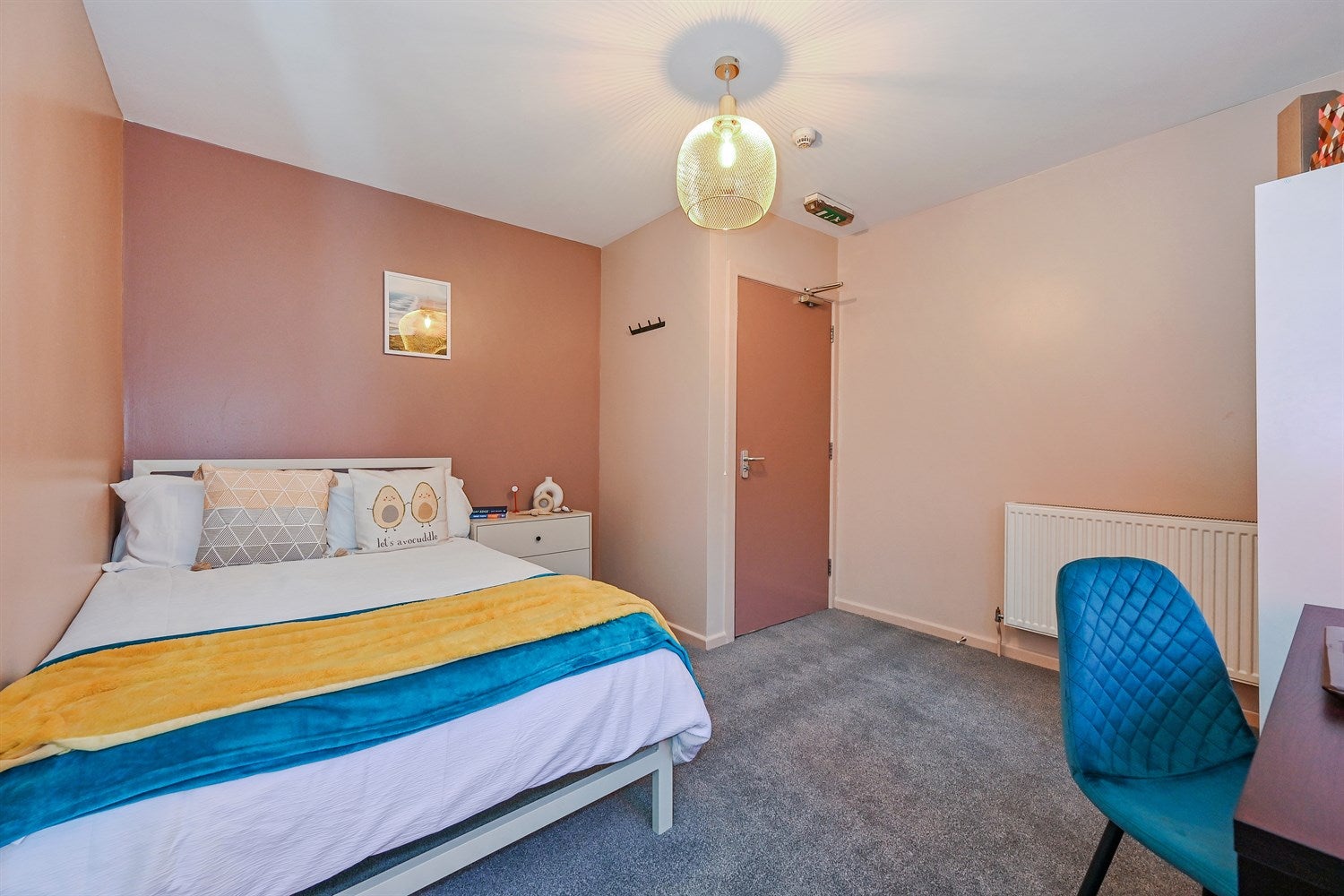 Room Wood Road in Pontypridd