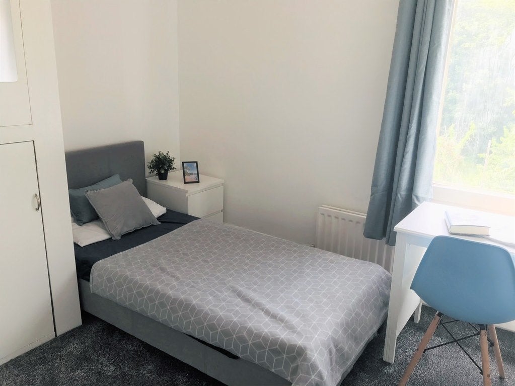 Room Rollesbrook Gardens in Southampton