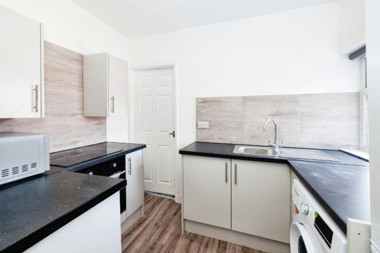 Flat Saltwell Place in Gateshead