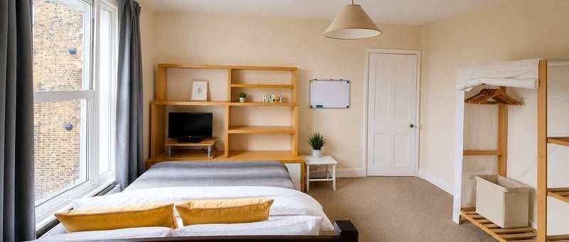 Room Dartmouth Park Hill in Greater London