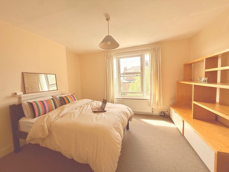 Room Dartmouth Park Hill in Greater London