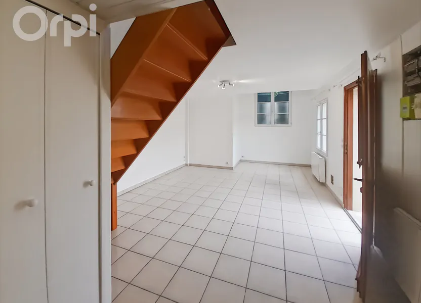 Flat D 549 in Ver-sur-Launette