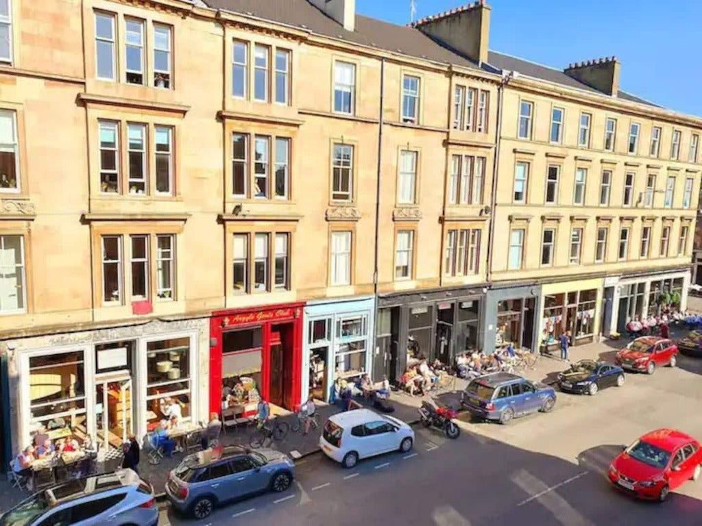 Flat Argyle Street in Glasgow