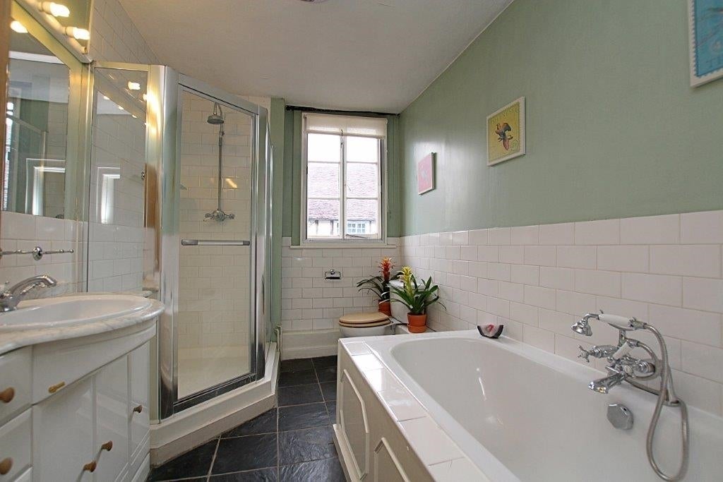 House Holywell Hill in St Albans