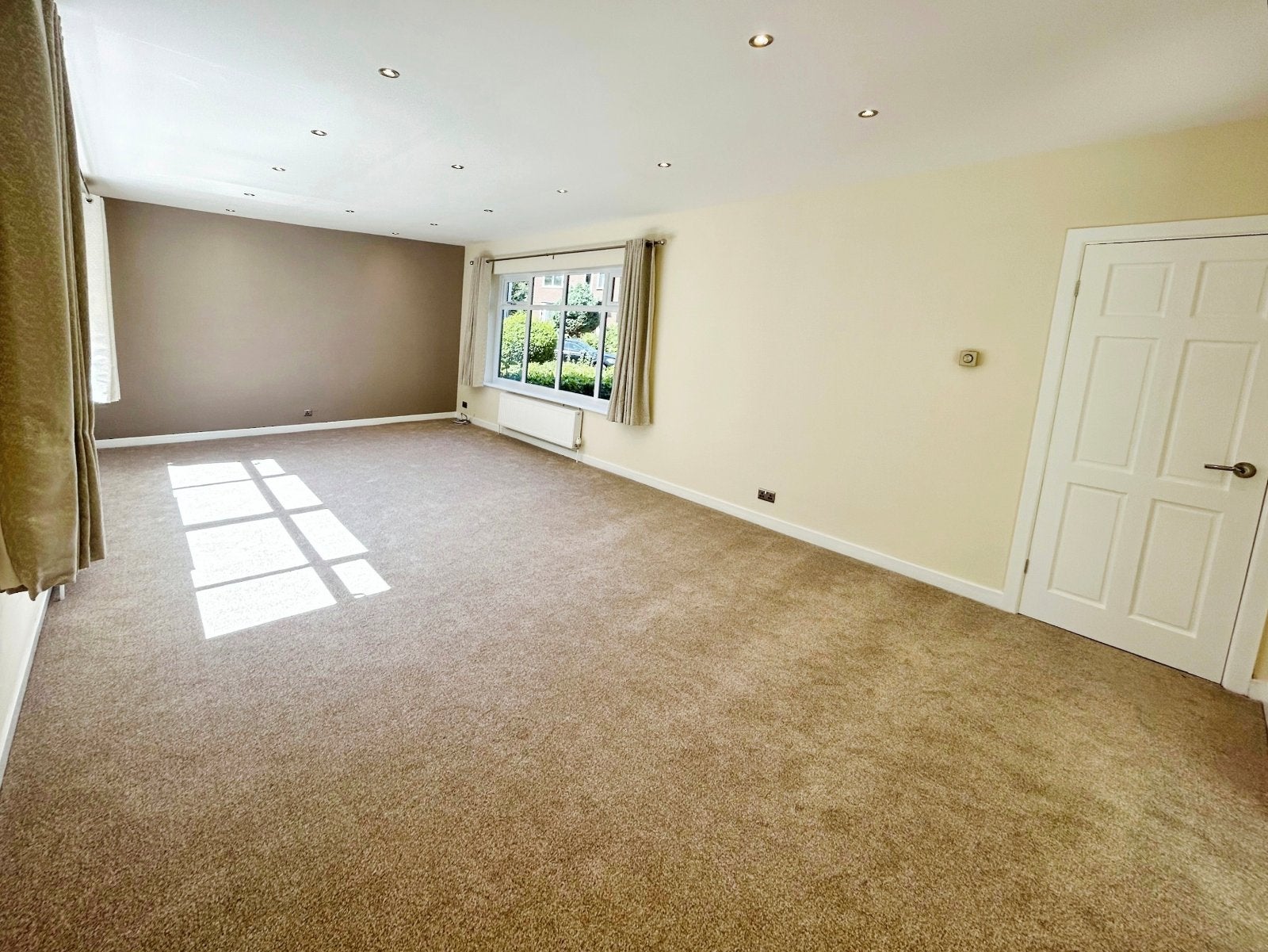 House Cedar Drive in Trafford