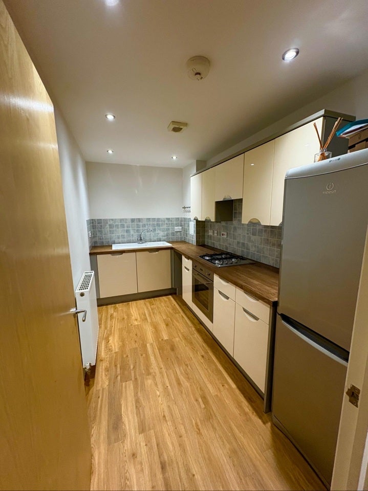 Flat Barker Road in Maidstone