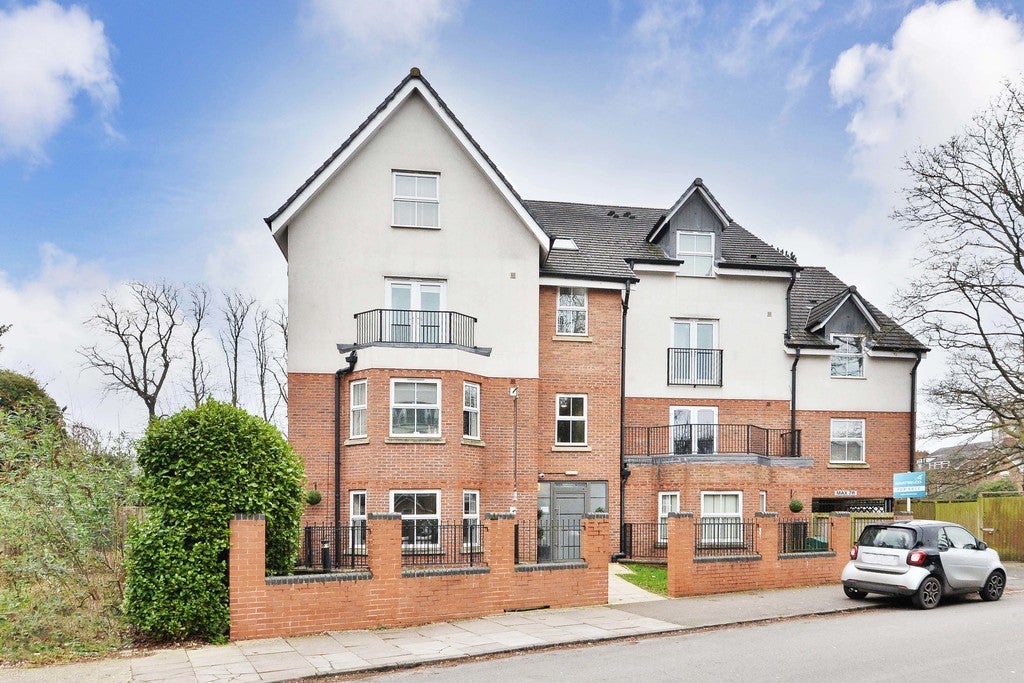 Flat Montague Road in Birmingham