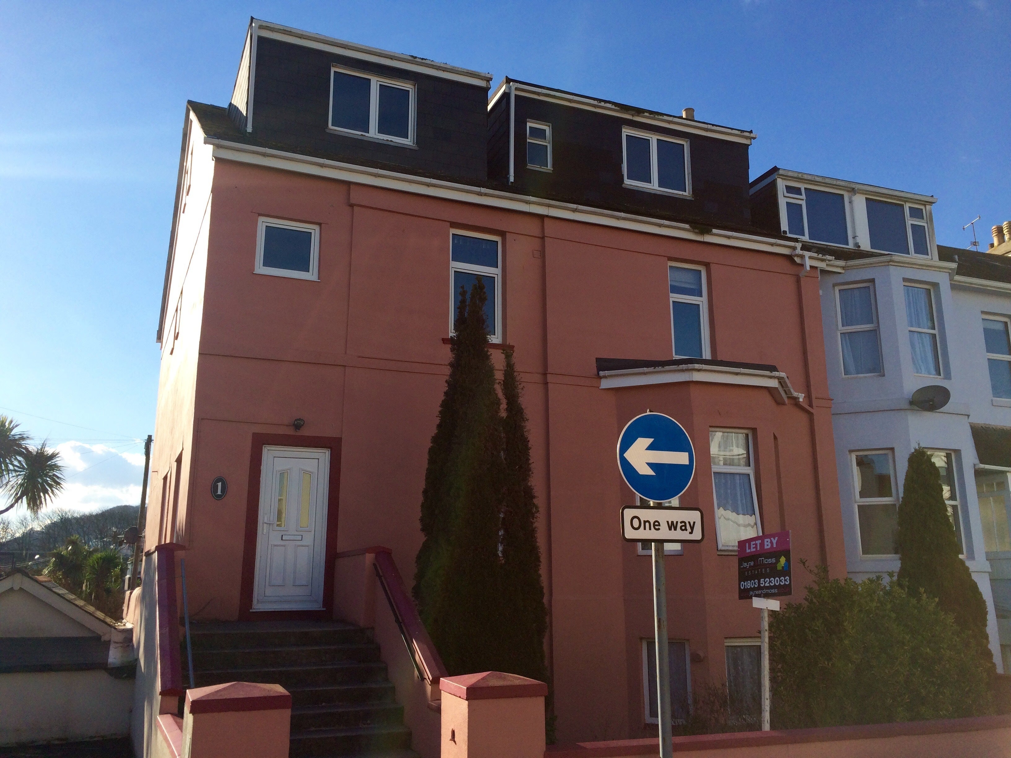 Flat Torquay Road in Paignton