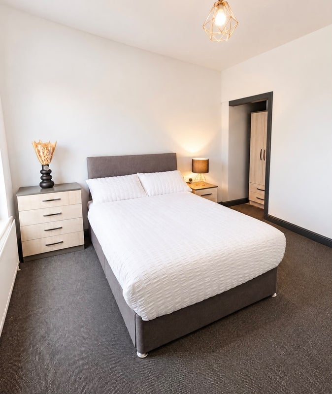 Room Oliver Road in Sandwell