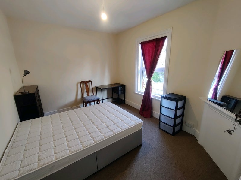 Room Cavendish Road in Bournemouth