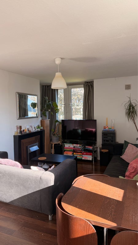 Room Anderson Road in Greater London