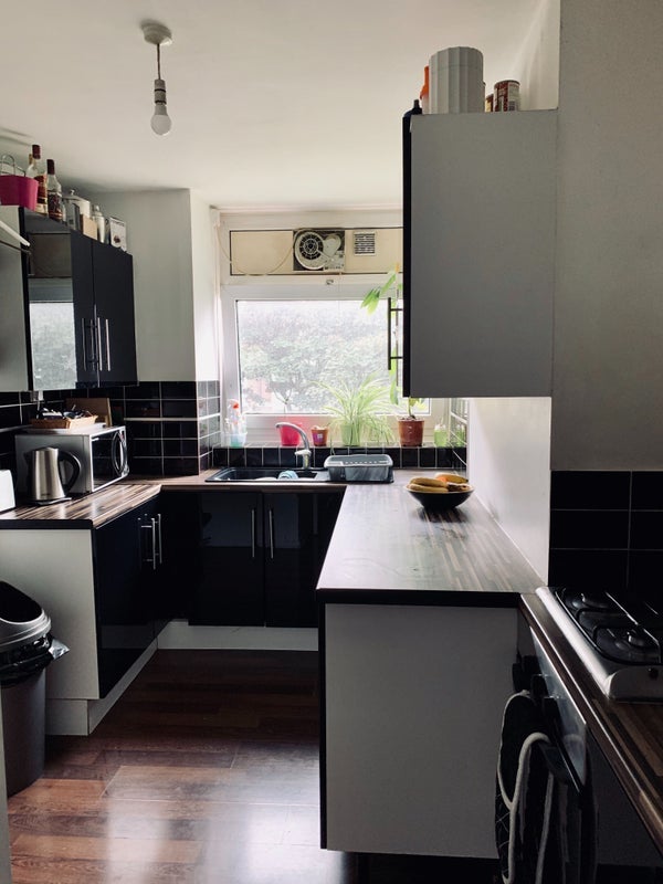 Room Anderson Road in Greater London
