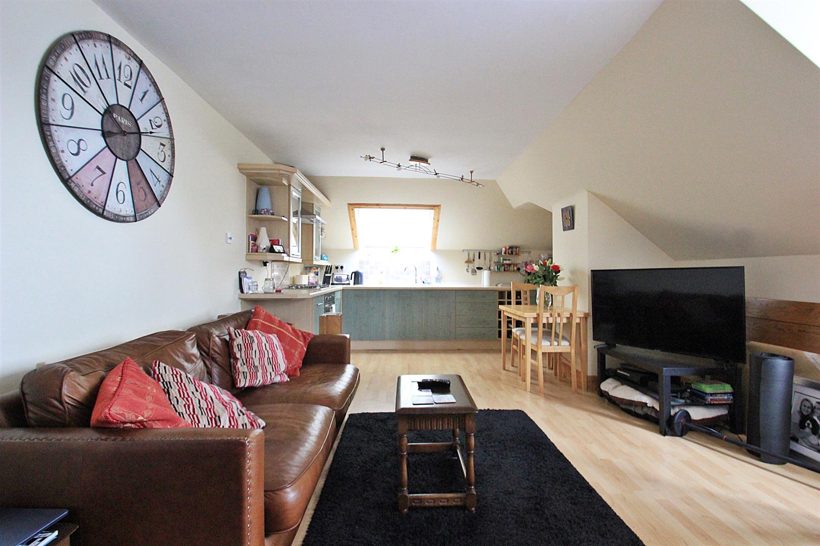 Flat Victoria Road in Lenzie