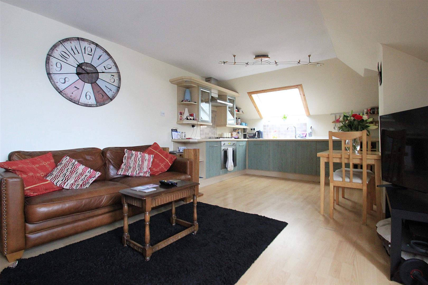 Flat Victoria Road in Lenzie