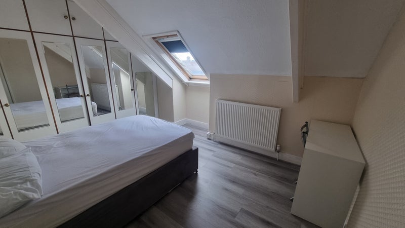 Room Welbeck Road in Newcastle upon Tyne