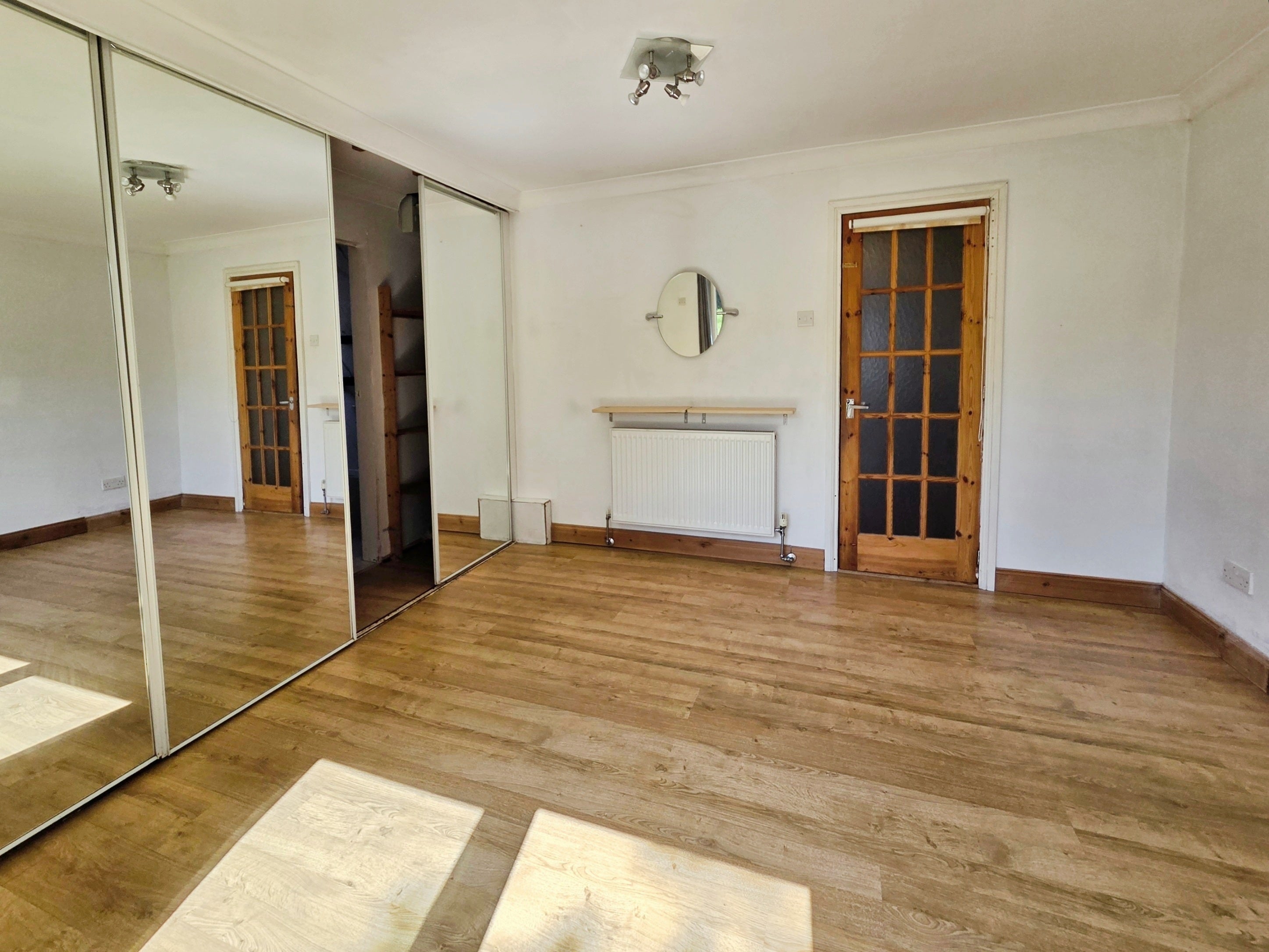 Flat St Nicholas Close in Witham