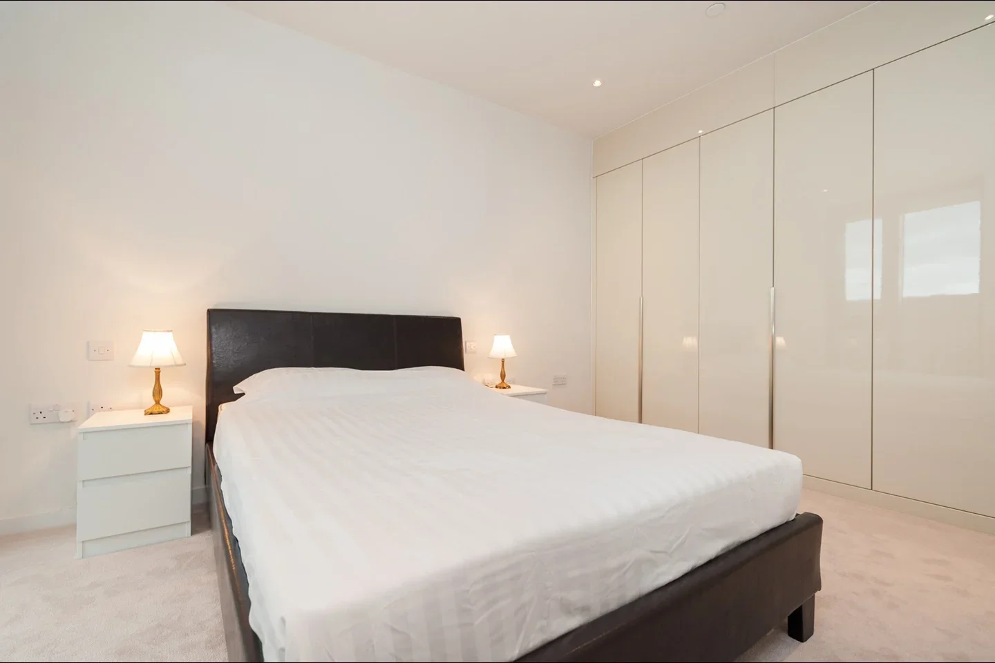 Flat St. Gabriel Walk in Greater London
