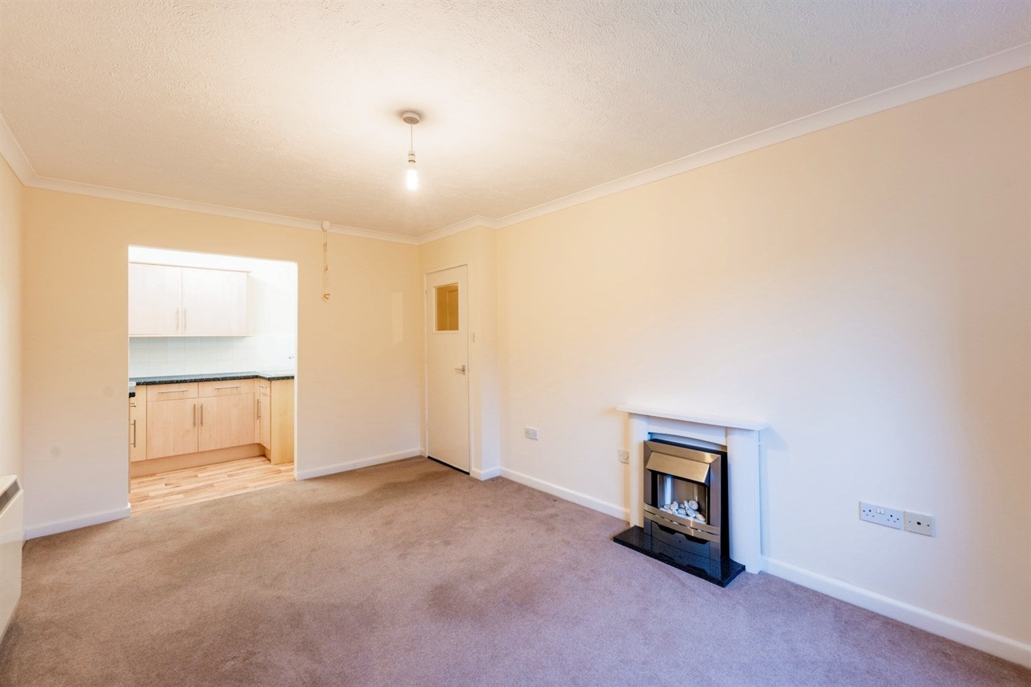 Flat East Street in Arun