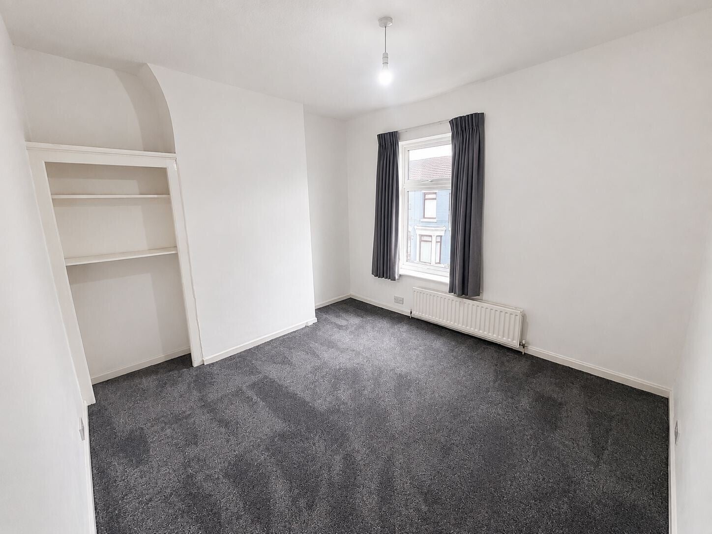 Flat Bardsay Road in Liverpool