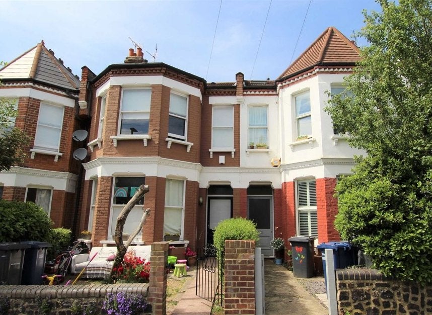 House Sydney Road in Greater London
