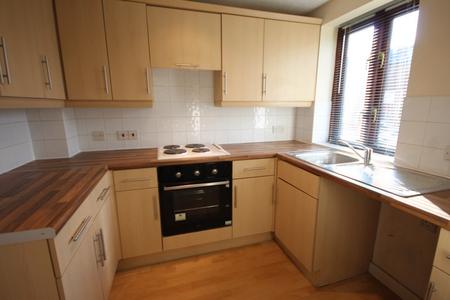 Flat Cotton End in Northampton