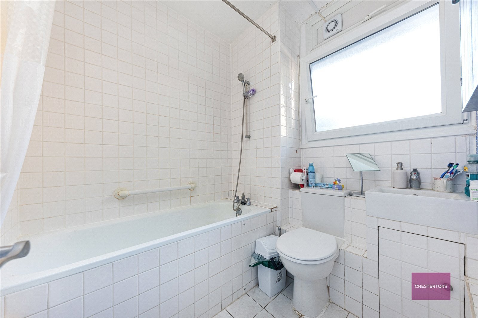 Flat Britannia Walk in Greater London