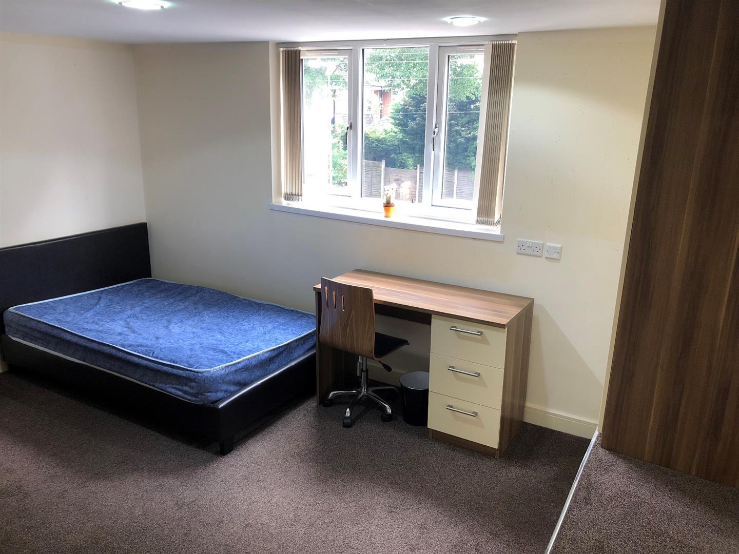 Flat Bournbrook Road in Birmingham