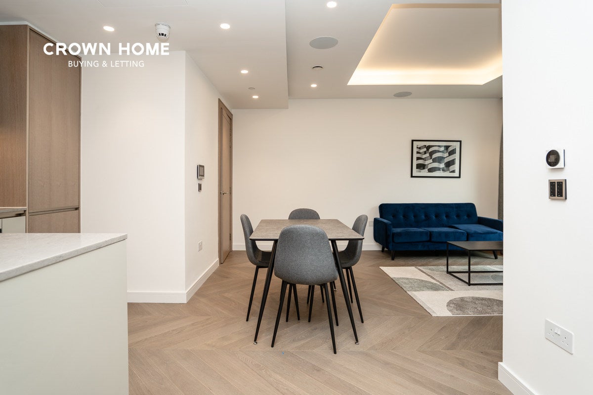 Flat Aldgate in City of London