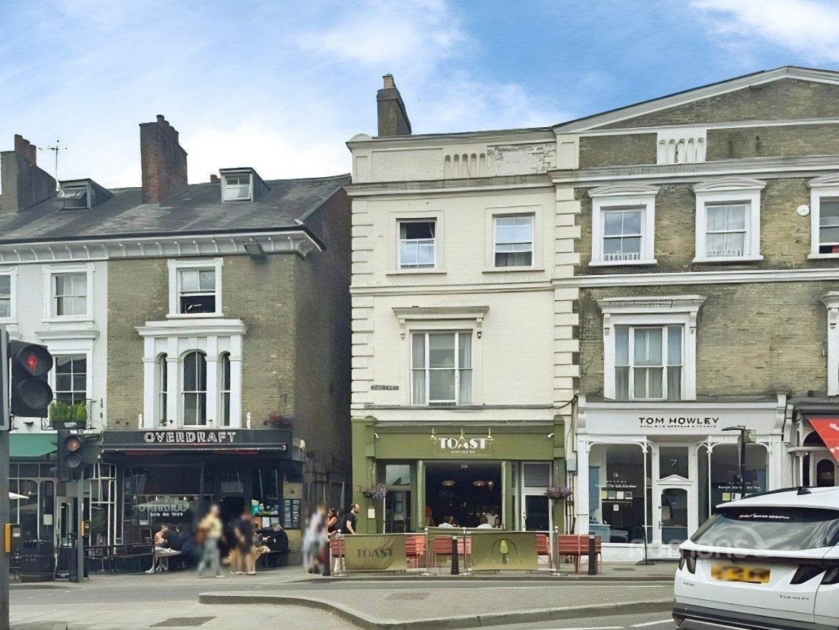 Flat Jewry Street in Winchester