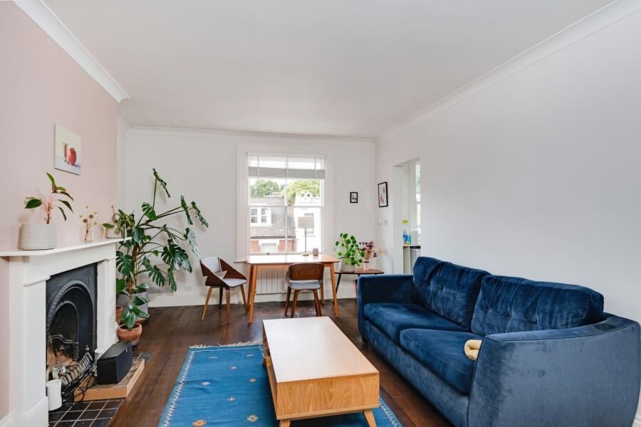 Flat Downshire Hill in Greater London