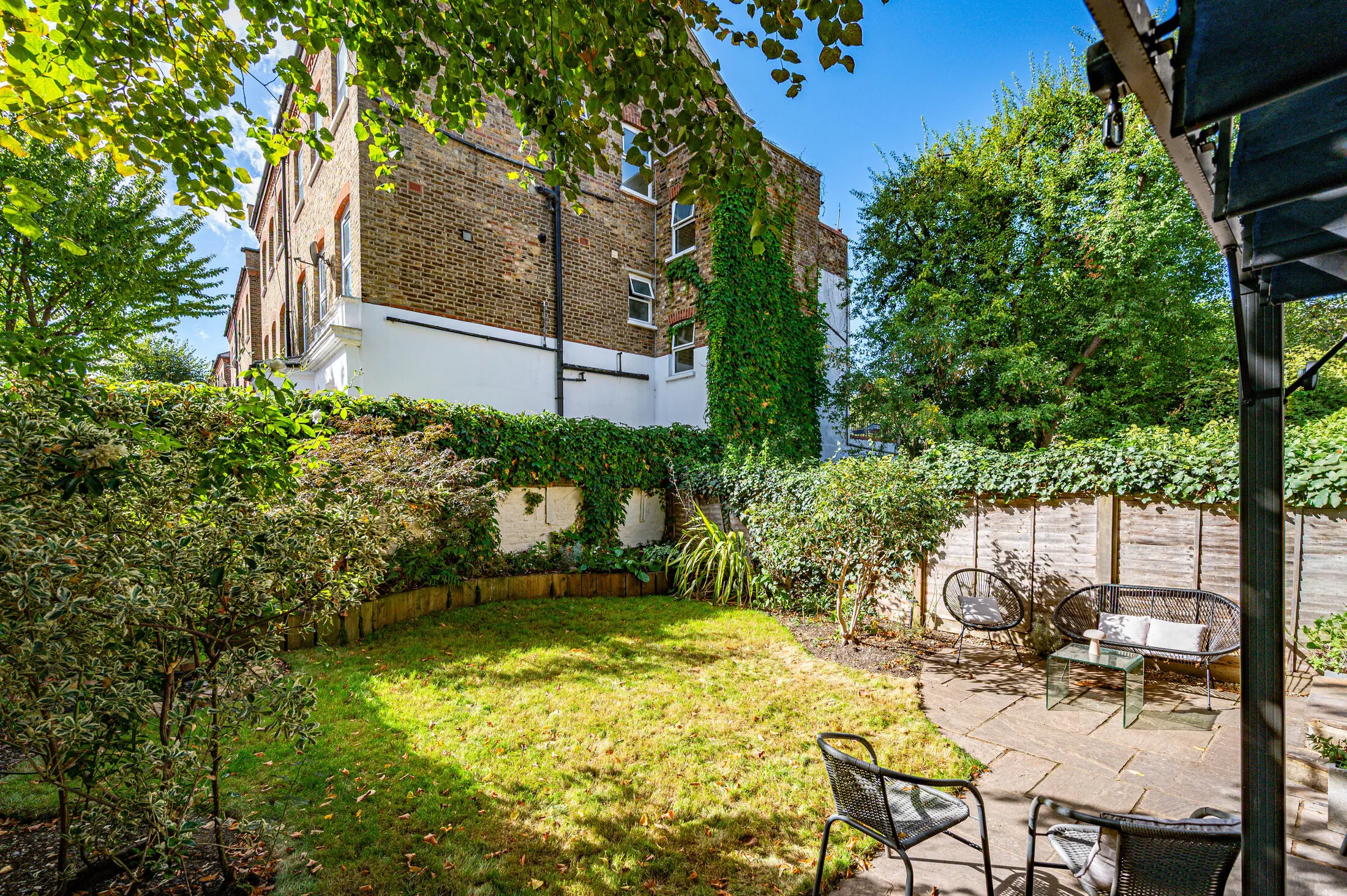 House Adolphus Road in Greater London