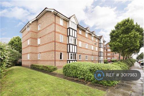 Flat Neptune Walk in Greater London