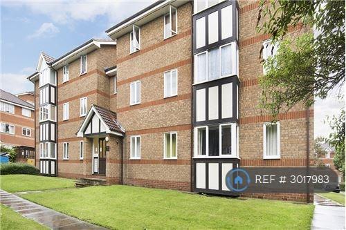 Flat Neptune Walk in Greater London