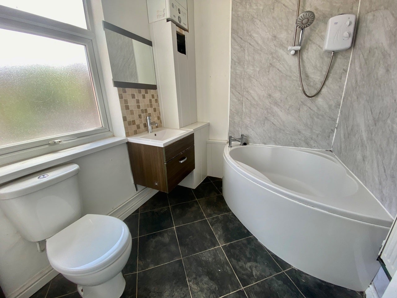 Flat Radford Road in Nottingham