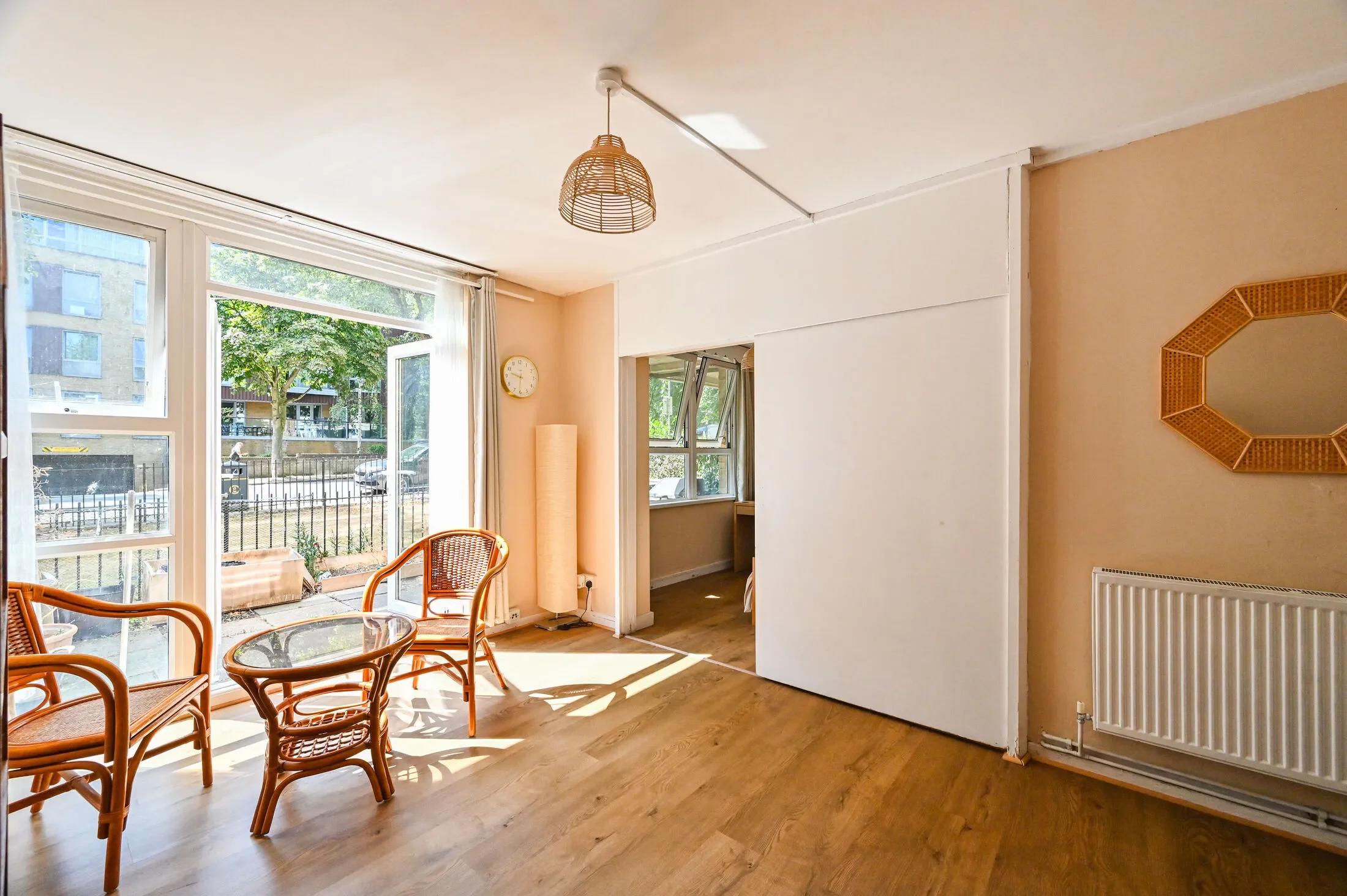 Flat Aberdeen Park in Greater London