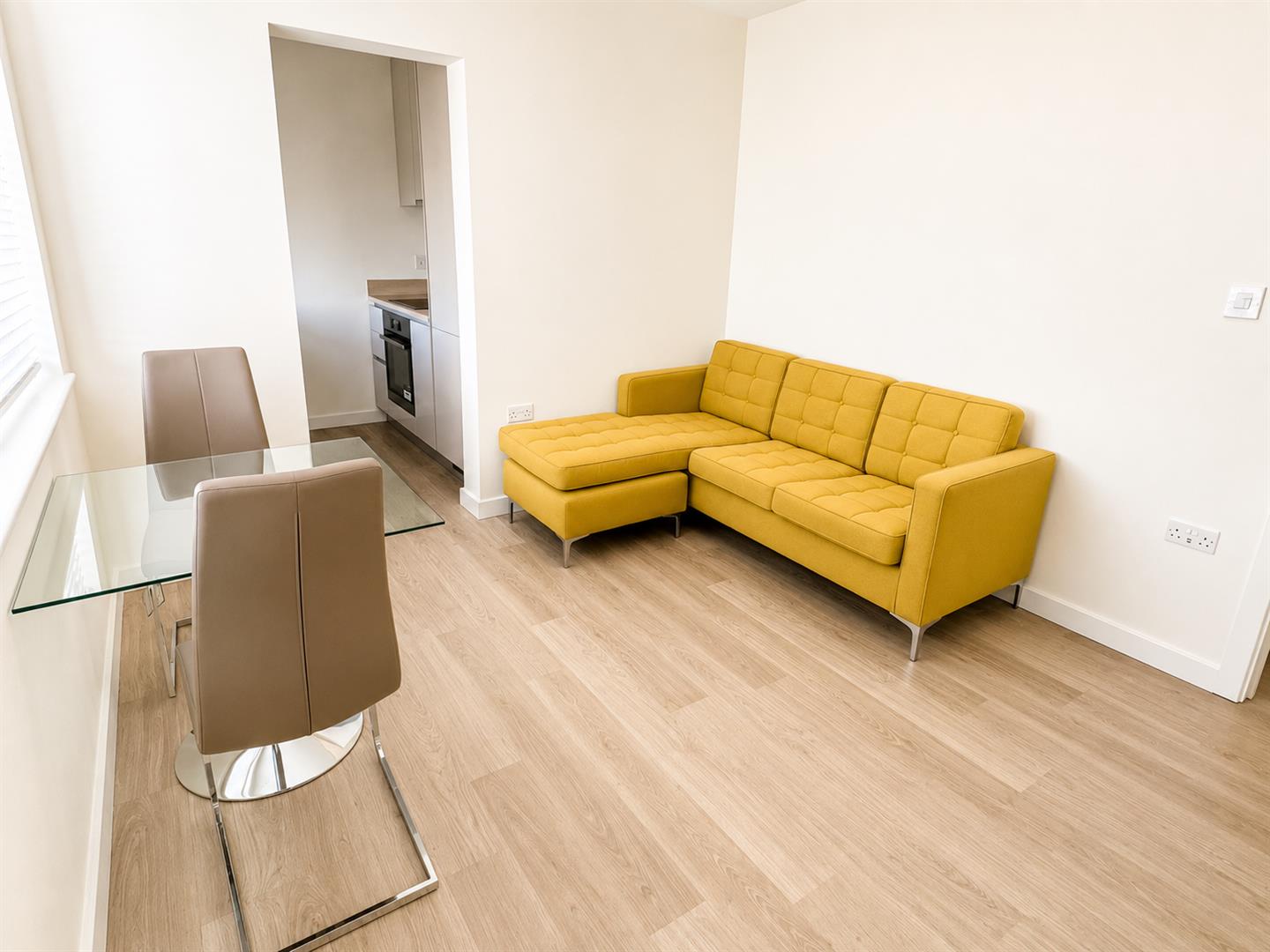 Flat Brunel Court in Dacorum