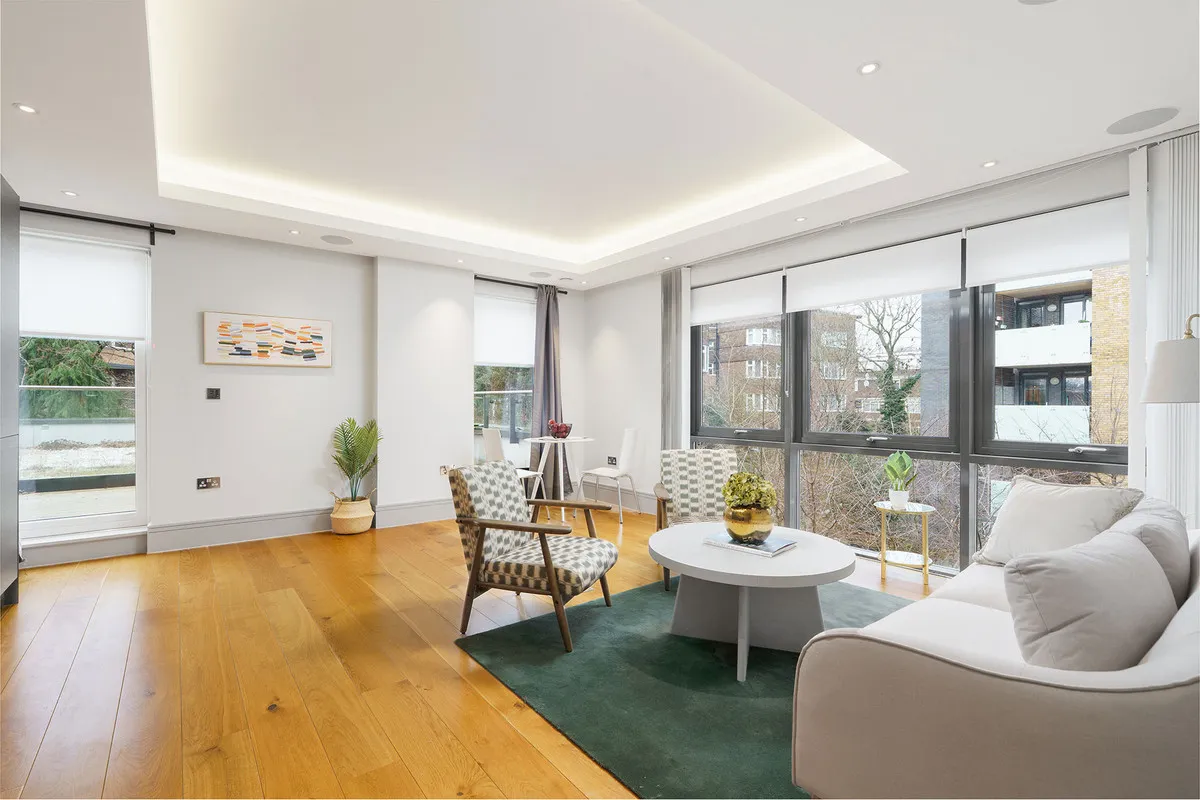 Flat St Edmund's Terrace in Greater London