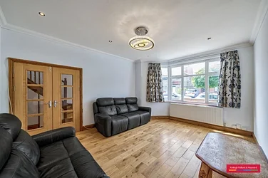 House Neeld Crescent in Greater London