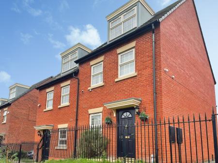 House Fay Crescent in Sheffield