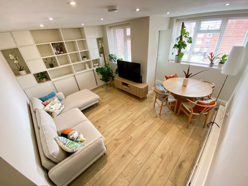 Room Spa Road in Greater London