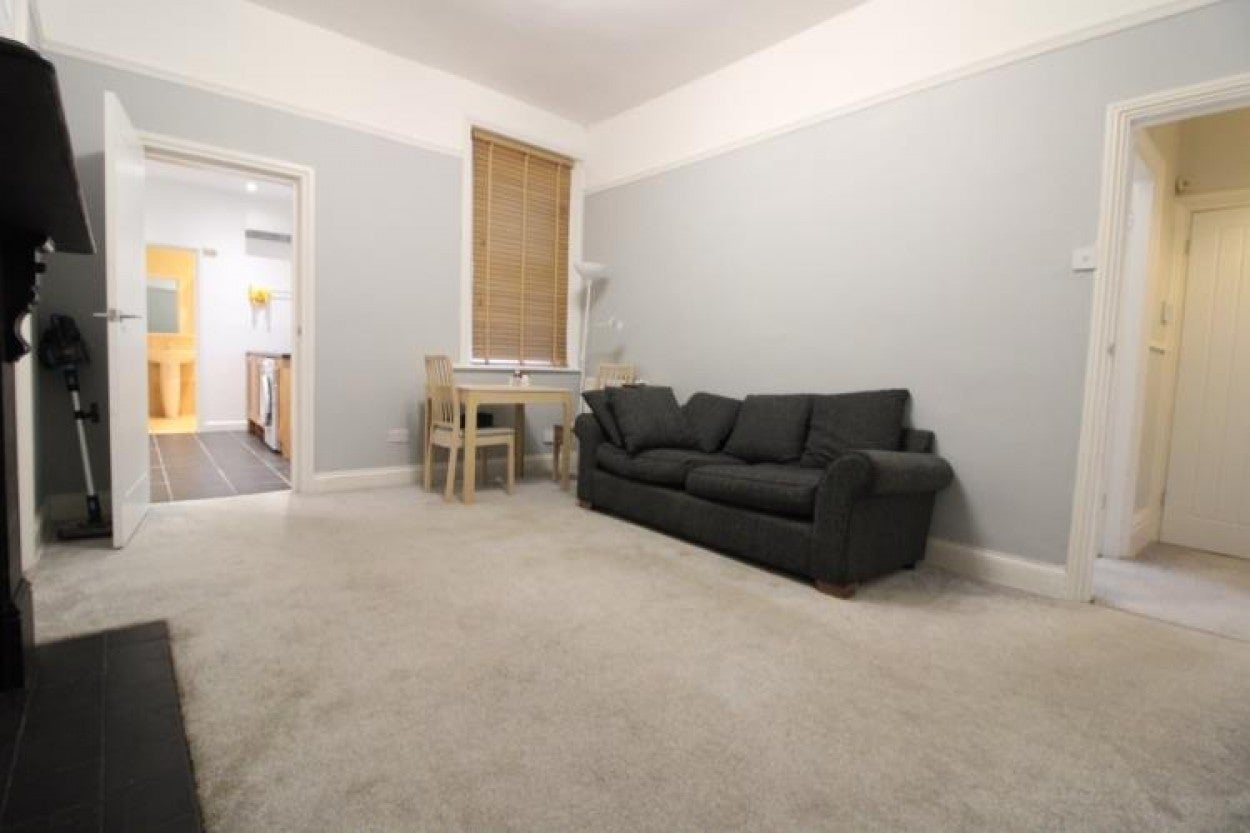 Flat Ashleigh Grove in Newcastle upon Tyne